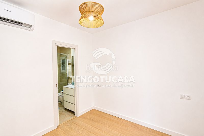 Foto c954c276-e214-4a26-8e09-337316c01b83. Flat in calle de la virgen del castañar 15 in Concepción Madrid