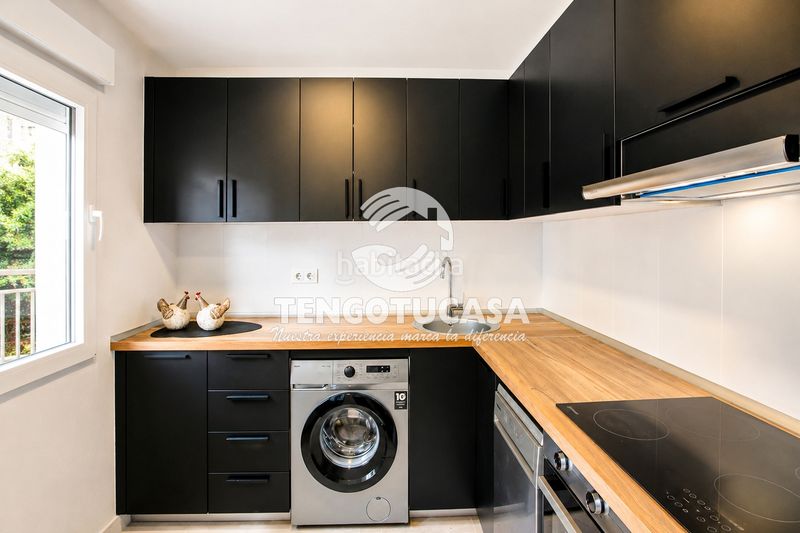 Foto f9ad84f1-e22c-4754-8f6e-a489e07394e4. Flat in calle de la virgen del castañar 15 in Concepción Madrid