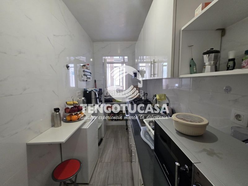 Foto 31fbe3b7-b942-43e9-8047-780dfd9f37a6. Pis a Los Rosales Madrid