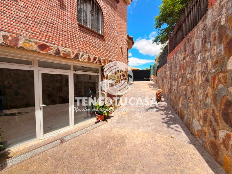 Foto c7d7b279-50d2-4b18-a05e-f0aaab5c2438. Xalet amb calefacció aparcament piscina a Bargas