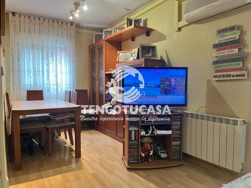 Foto 3f0e2352-04a5-41f9-bdaf-18ee1fc628e7. Flat with heating in Canillejas Madrid
