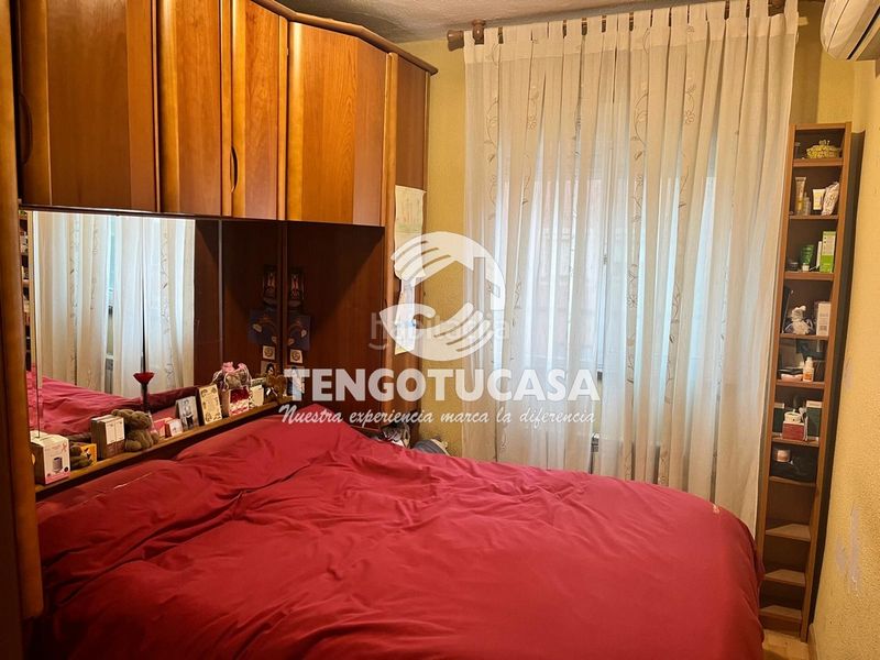 Foto 649ffd9c-96f2-41ac-8e77-9c341ded7a96. Flat with heating in Canillejas Madrid