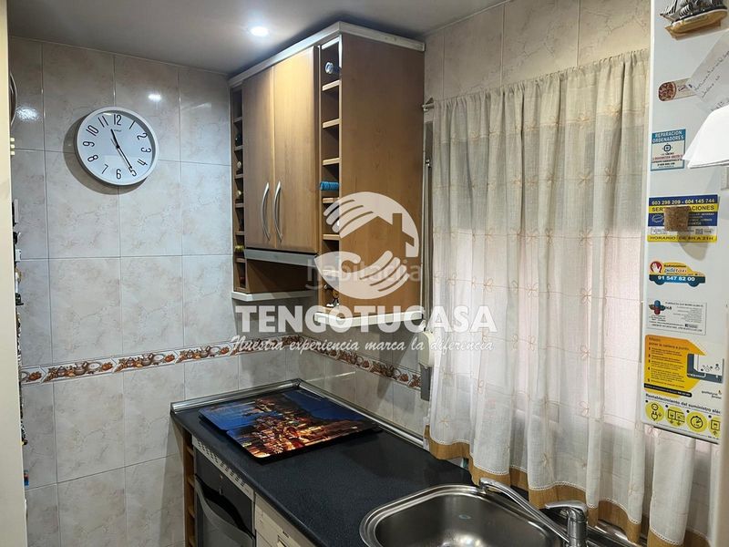 Foto 98a7c1d0-ef61-4680-8294-134eda0a00bc. Flat with heating in Canillejas Madrid