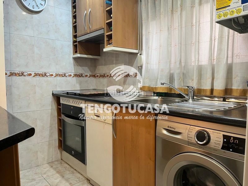 Foto d8018041-c785-4ba1-af81-41725f0107ee. Flat with heating in Canillejas Madrid