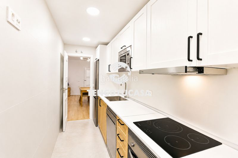 Foto 5626d953-7be8-448e-bd35-08cad8668c31. Pis a avenida quinta 16 a Rejas Madrid