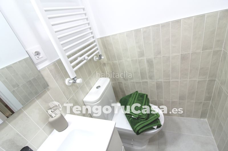 Foto 90b19995-8ca0-4a48-965f-ce9dd2c2805b. Flat with heating in Ventas Madrid