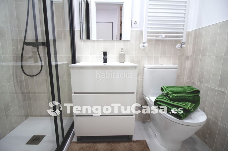 Foto d850656e-8e93-4038-8b73-79f172b6158c. Flat with heating in Ventas Madrid
