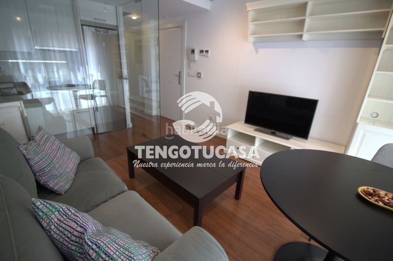 Foto 0a0d8ebc-8019-46ef-af14-a3090be47269. Flat with heating parking pool in Canillas Madrid