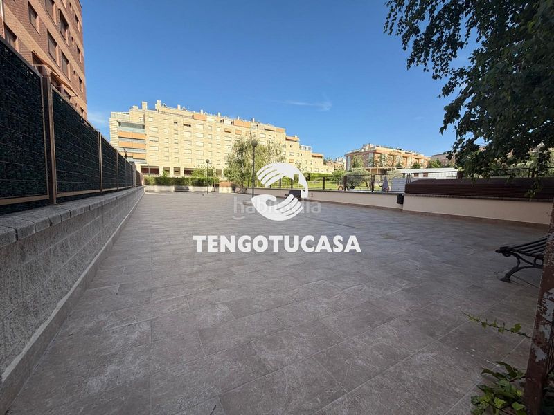 Foto b94b5324-9fd1-42af-a428-cbb39a8b2f0b. Àtic amb calefacció piscina a Rejas Madrid