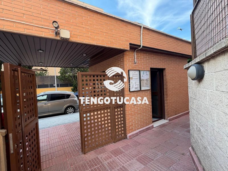 Foto b9893eb5-8029-4403-b402-669b8d7bbe65. Àtic amb calefacció piscina a Rejas Madrid