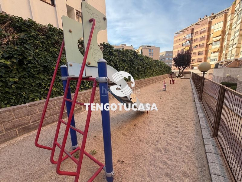 Foto ee49e20a-fc5f-496f-aaeb-d0f20ca059f2. Àtic amb calefacció piscina a Rejas Madrid