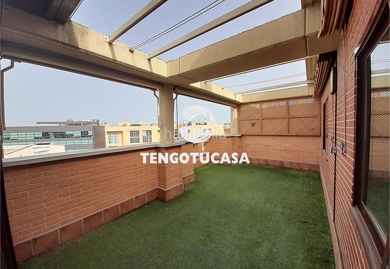 Foto f33a0164-a6c4-4778-bc26-83db14b7d832. Àtic amb calefacció piscina a Rejas Madrid