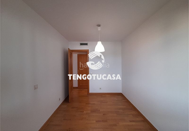 Foto f6a26ac0-57d2-41a7-9d72-5d2b6e178556. Àtic amb calefacció piscina a Rejas Madrid