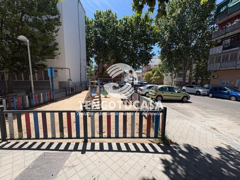 Foto b137201a-9191-4373-bdeb-889300a2dfe2. Pis amb calefacció a Ambroz Madrid