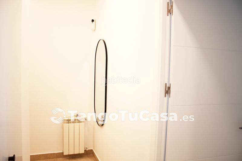 Foto 5a6681f0-cb1f-4488-9573-fd90910cd22e. Pis a calle de elfo 140 a Quintana Madrid
