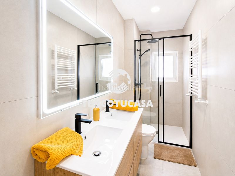Foto 075e9dde-62d2-4683-9878-1c5e3e137128. Etagenwohnung in calle de carlos hernández 36 in Ventas Madrid
