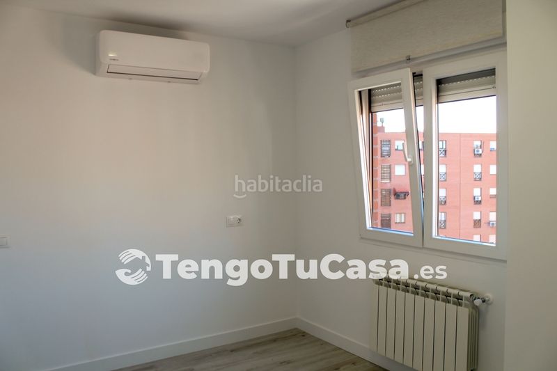 Foto fe82de0e-18f6-4218-8ddb-3033ce926317. Pis a calle de lucas mallada 9 a Hellín Madrid