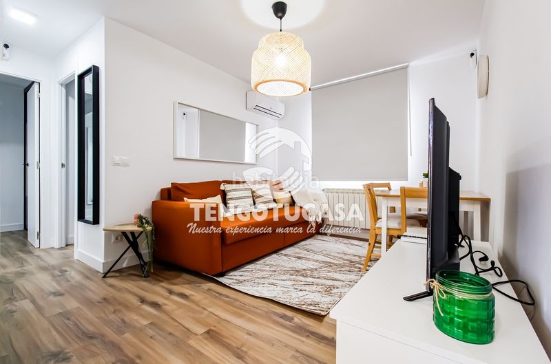 Foto 2a1643ad-4936-402a-9c44-eba81e977128. Pis a calle montejurra 5 a Ventas Madrid