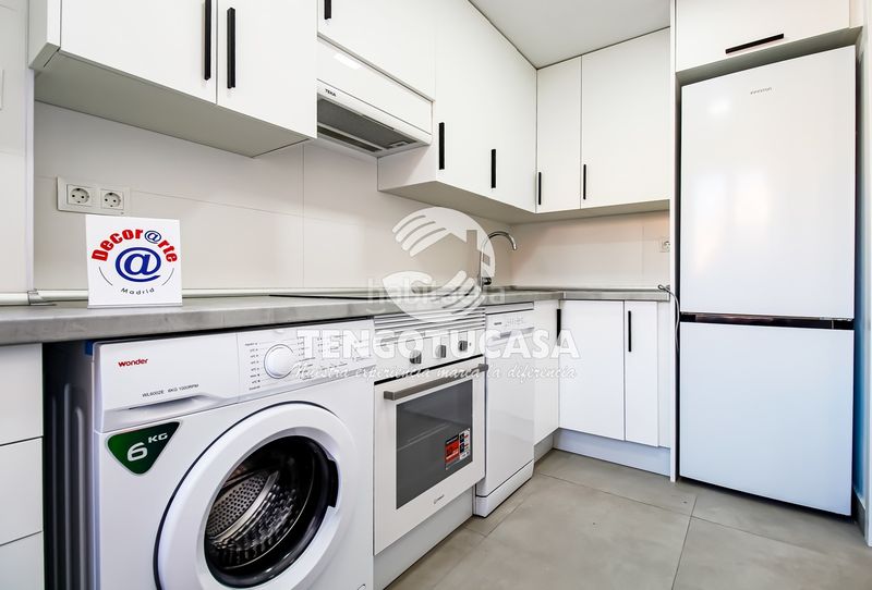 Foto 6a7dd597-e108-459c-9910-830703d87e02. Pis a calle montejurra 5 a Ventas Madrid