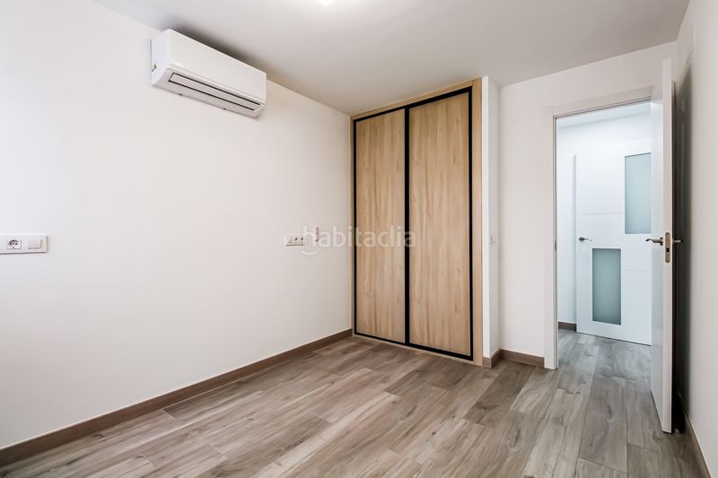 Foto a14a6ef5-7db1-41bb-b201-d0641438463c. Pis a calle de ajofrín 18 a Amposta Madrid
