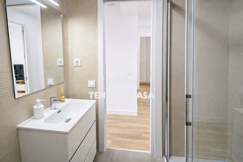 Foto 91d1b279-3967-47a9-942c-1fda74db947e. Pis a calle de santurce 9 a Pueblo Nuevo Madrid