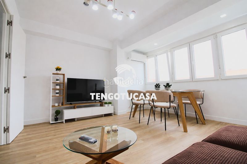 Foto a30d31ff-2bba-43c6-9097-a74278c68b4c. Pis a calle de santurce 9 a Pueblo Nuevo Madrid