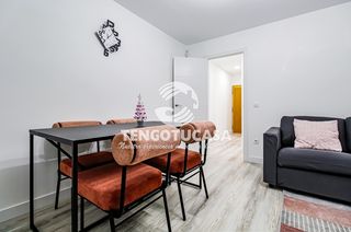 Etagenwohnung en Calle de virgen de lluc 20. Piso en venta en calle de santurce 9