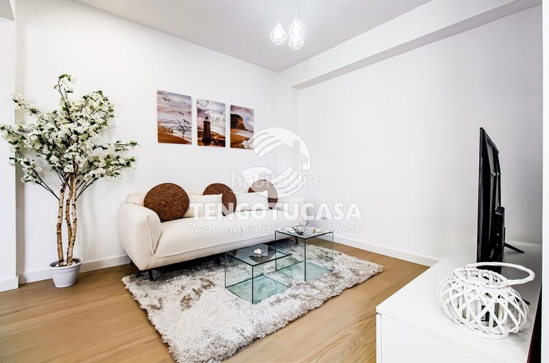 Foto cf4f315a-0b27-4f42-b775-0eb7a5d8610a. Flat in calle de sambara 111 in Quintana Madrid