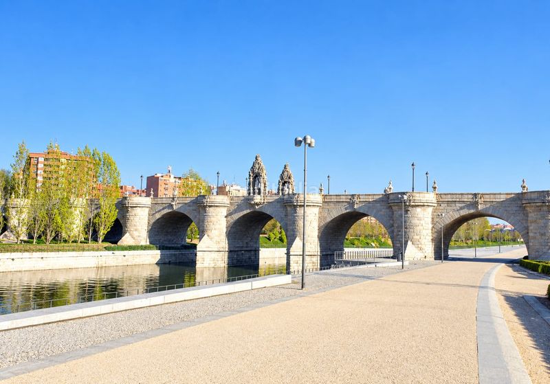 Foto 440e8ece-d12c-45be-b6c0-d77a8f2eb248. Flat with heating in San Isidro Madrid