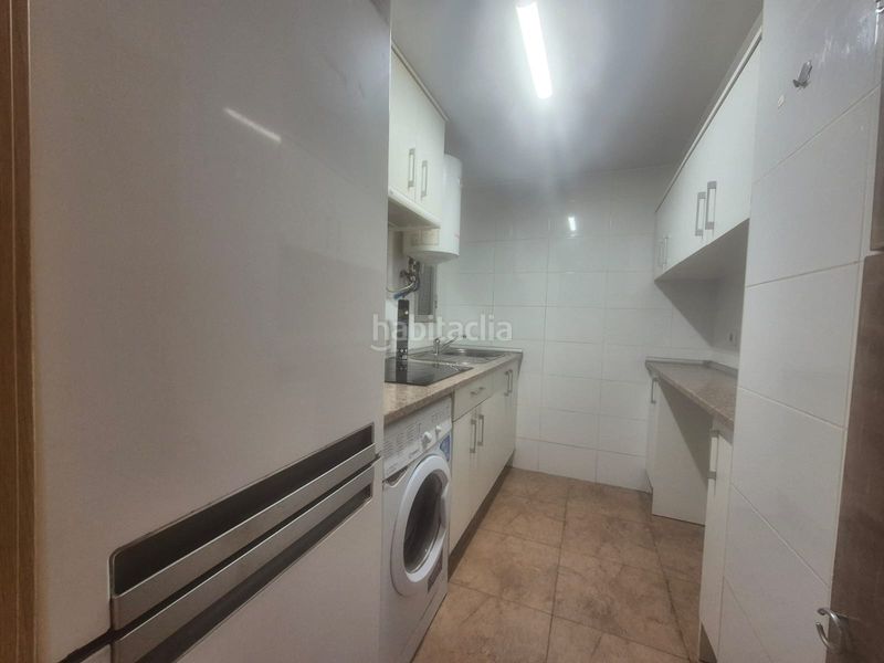 Foto 7e78d0d1-583a-4cc9-a6f6-c2c758c9cc00. Rent flat with heating in Simancas Madrid