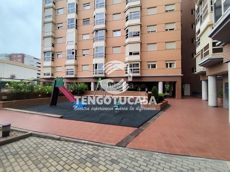 Foto 329fd9dd-ac92-43a0-9889-2783c5e24d5e. Lloguer pis amb calefacció aparcament piscina a Rejas Madrid