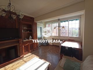 Rent Flat  Calle paredes de nava. Piso en alquiler en calle paredes de nava