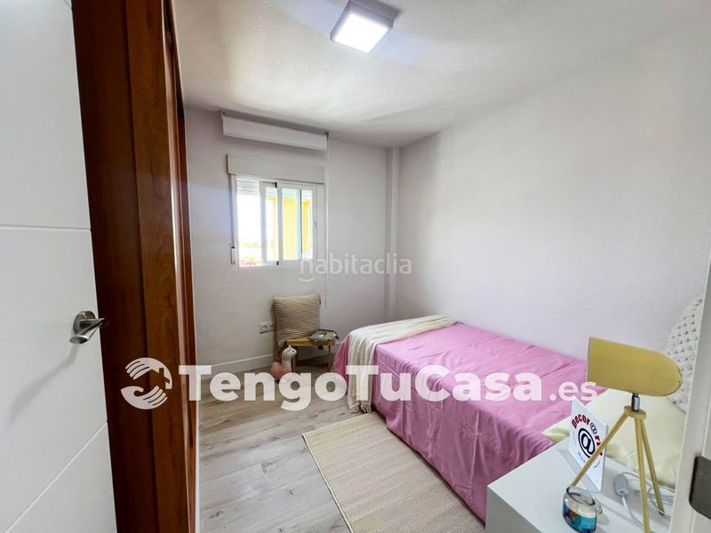 Foto a9eb63d3-c211-43a7-98cb-46f69ccad19a. Pis a calle del castillo de Simancas 2 a Simancas Madrid
