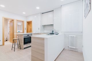 Miete Etagenwohnung  Calle calatrava 9