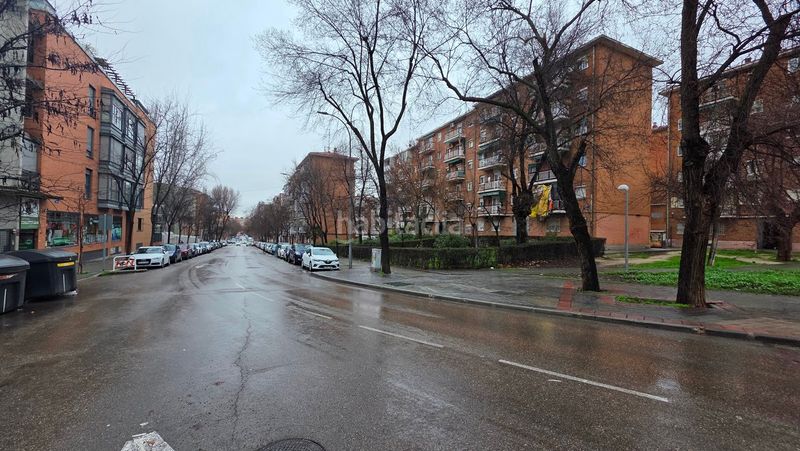 Foto 27c8acc9-50aa-4b5d-86f1-146001702658. Aparcament de moto a Pueblo Nuevo Madrid