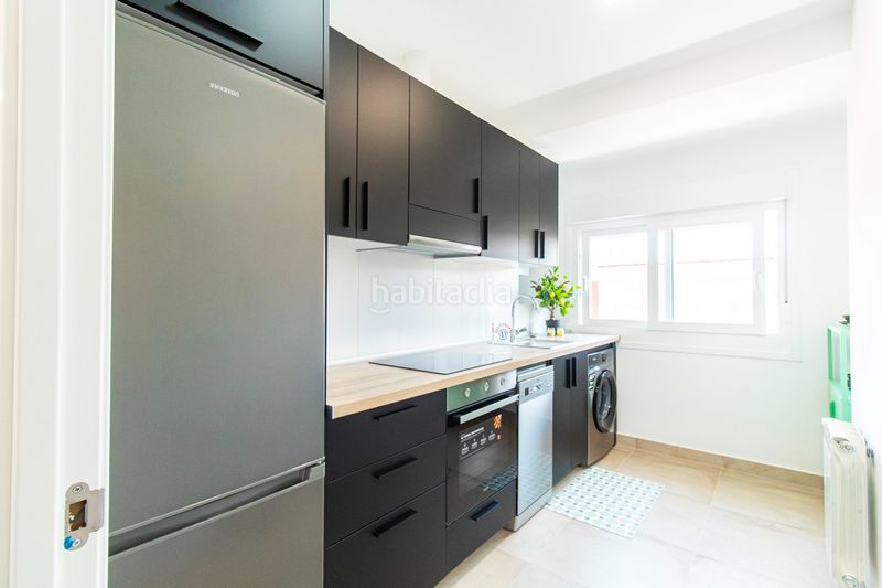 Foto e6989149-6d4f-4b91-ac3f-d859f012e3da. Rent flat in calle de virgen de la peña 9 in Concepción Madrid