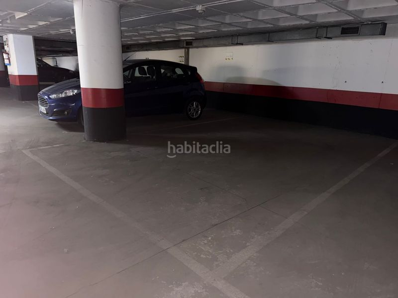 Foto 63d3c8f0-cd64-4ebd-80e1-532b7bc023d8. Aparcament cotxe a Simancas Madrid