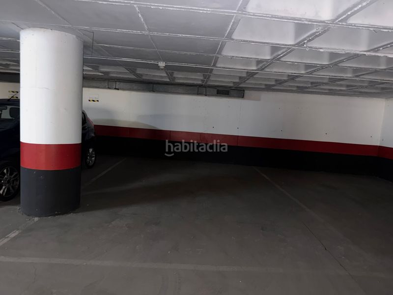 Foto b8b7e030-36ca-4490-8473-d0f843a15b28. Aparcament cotxe a Simancas Madrid