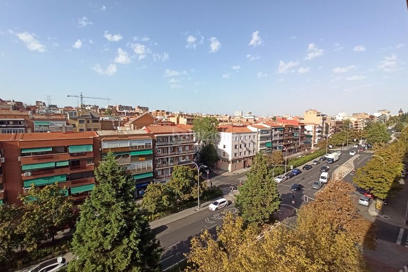 Foto 8fdf5d6a-fdfb-45a8-b5ba-2b44b1e22331. Pis amb calefacció aparcament piscina a Ventas Madrid