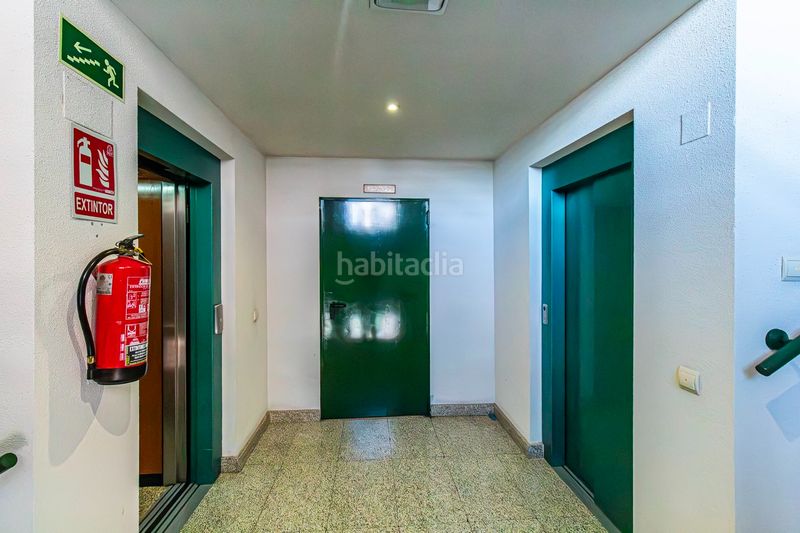 Foto e6362522-ba6e-42c1-8d22-bc3e355ff7ee. Pis amb calefacció piscina a Cuatro Vientos Madrid