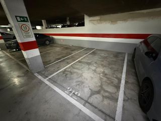 Aparcament cotxe a Calle de Aracne