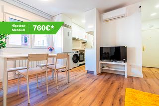 Flat in Calle de Centenera 29