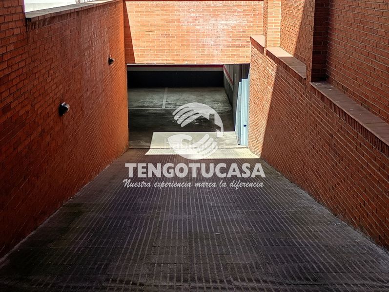 Foto 9a2827e5-82b9-49cc-9a51-77cbf9254341. Aparcament cotxe a Guindalera Madrid