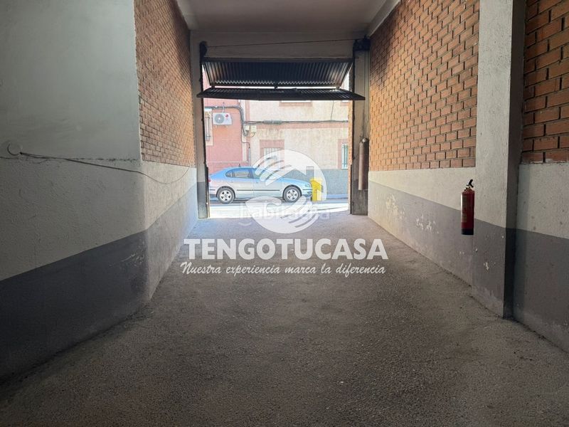 Foto 6fa52624-3de2-41bd-a3b3-dd1c9d5c7a3b. Aparcament cotxe a Pueblo Nuevo Madrid
