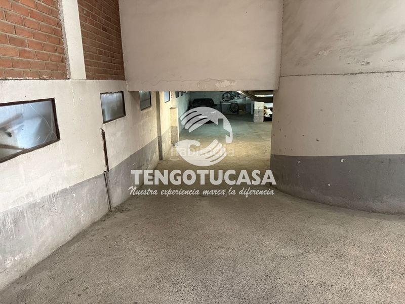 Foto acf7443b-edef-4019-aa7d-1f691b4b1333. Aparcament cotxe a Pueblo Nuevo Madrid