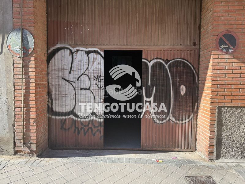 Foto ae354b7e-1a0c-44af-8afc-656bad479ea6. Aparcament cotxe a Pueblo Nuevo Madrid