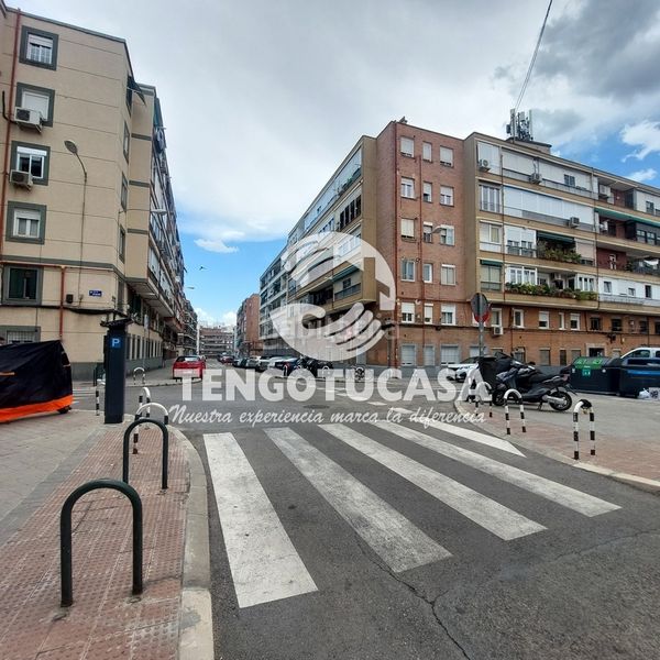 Foto 51d53ad5-645b-4603-b886-73ae5c04b91f. Aparcament cotxe a Ventas Madrid