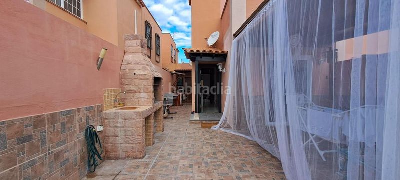 Foto dfaa80a4-b1c5-4cbc-9774-4b5b7f21d28b. Dúplex a Las Rosas Arona