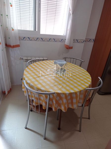 Foto c819f03f-d5a1-4ade-b10b-62067f3469cf. Piso luminoso piso vpo en zona parque juan pablo ii en Ciudad Real