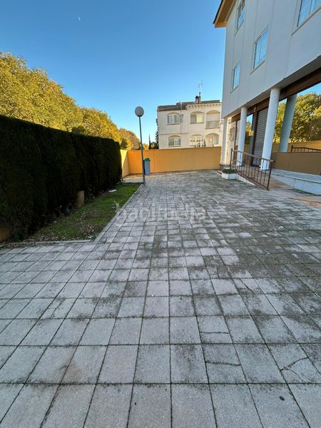 Foto a7811d4d-dd78-4720-b154-f2dfeddd02ea. Pis amb calefacció aparcament piscina a Ciudad Jardín Ciudad Real